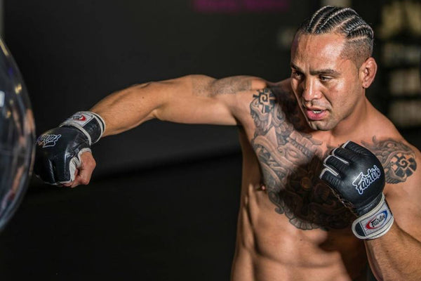 Qu'est-ce qu'un Gant MMA et Comment Bien le Choisir