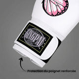 Gants de boxe blancs pour femme avec logo GINGPAI et motif papillon.