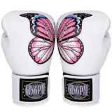 Gants de boxe blancs pour femme avec un motif de papillon rose sur le dessus.