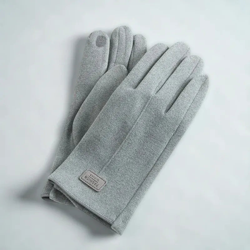Gants chauffants gris en daim avec étiquette "Fashion Gloves".