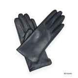 Gants en cuir noir pour femmes avec perforations.