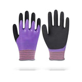 Gants de travail violets et noirs avec poignets rayés.