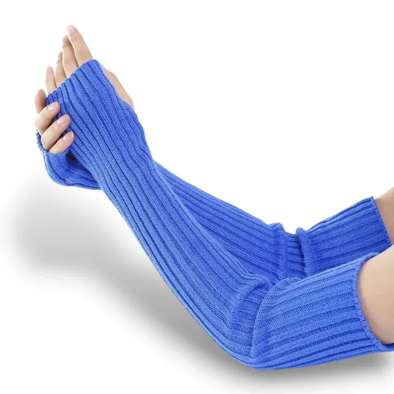 Gants longs bleus en tricot sans doigts pour femme.