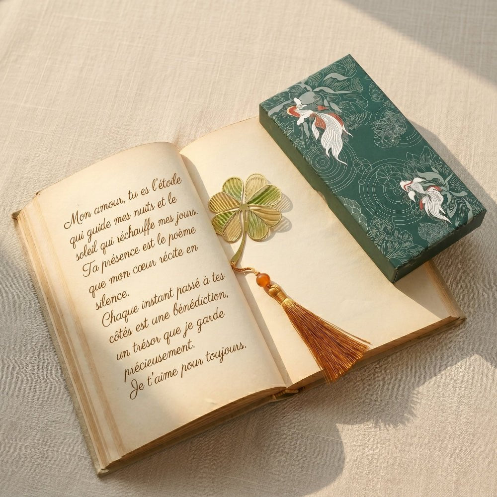 Marque-page en métal au motif trèfle | Objet Cadeau - REYSIMO