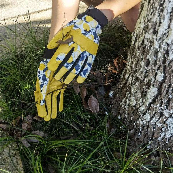 Gants de travail jaunes en cuir pour femmes avec motifs de citrons.